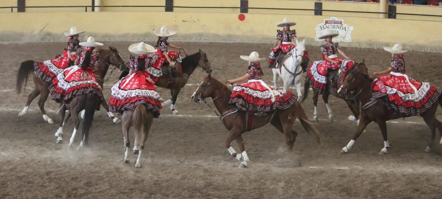 Subcampeonas nacionales, escaramuza duranguense | Fotos: Instituto Estatal del Deporte, en Facebook