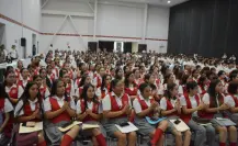 Entregan tarjetas bancarias en Tamaulipas para cobrar la beca Jóvenes Escribiendo el Futuro
