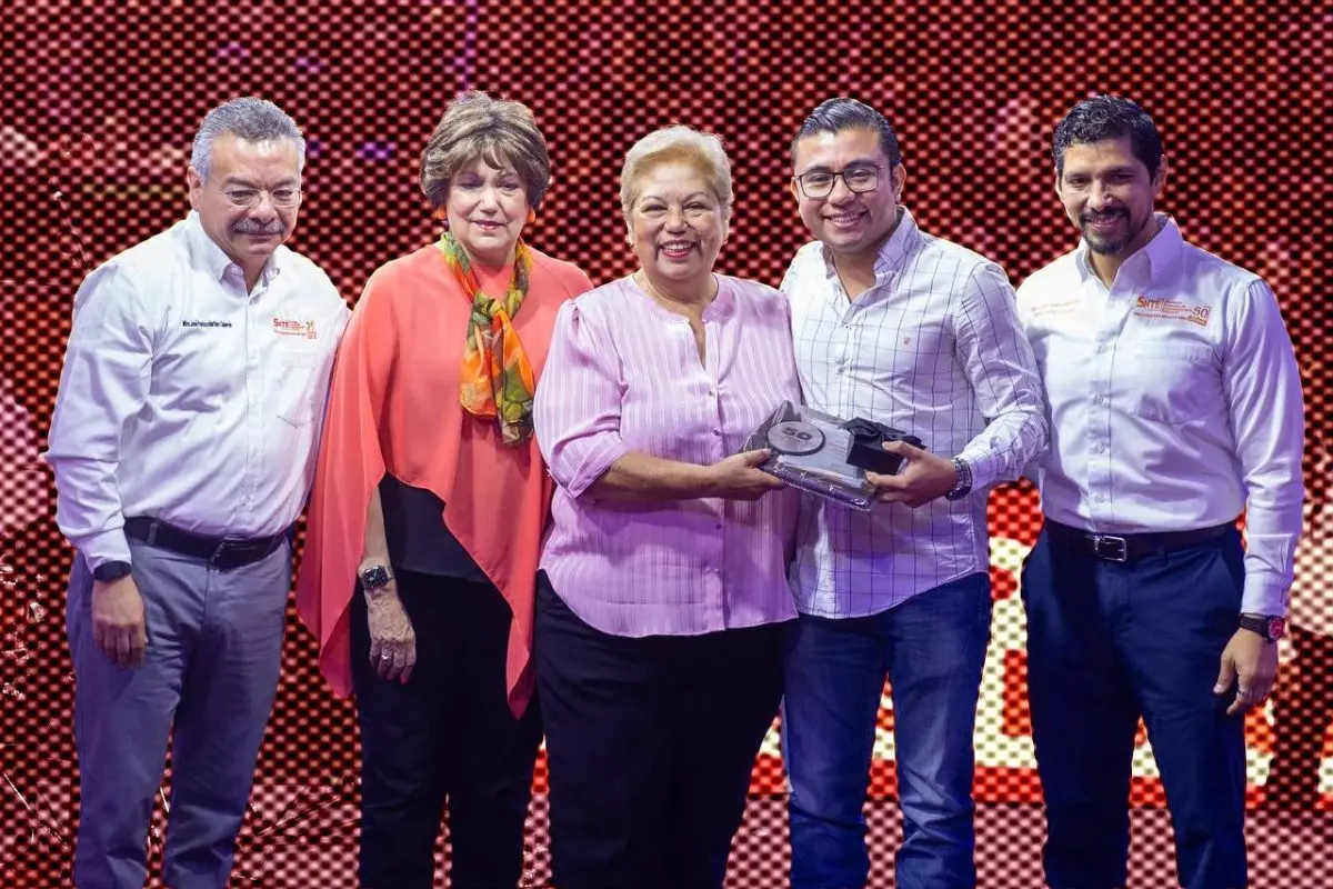 Félix Arratia considera que la educación es la base del crecimiento social y económico de Juárez Foto: Gobierno de Juárez