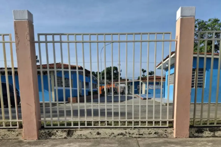 Elecciones en Venezuela avanzan con centros vacíos y rechazo de la oposición