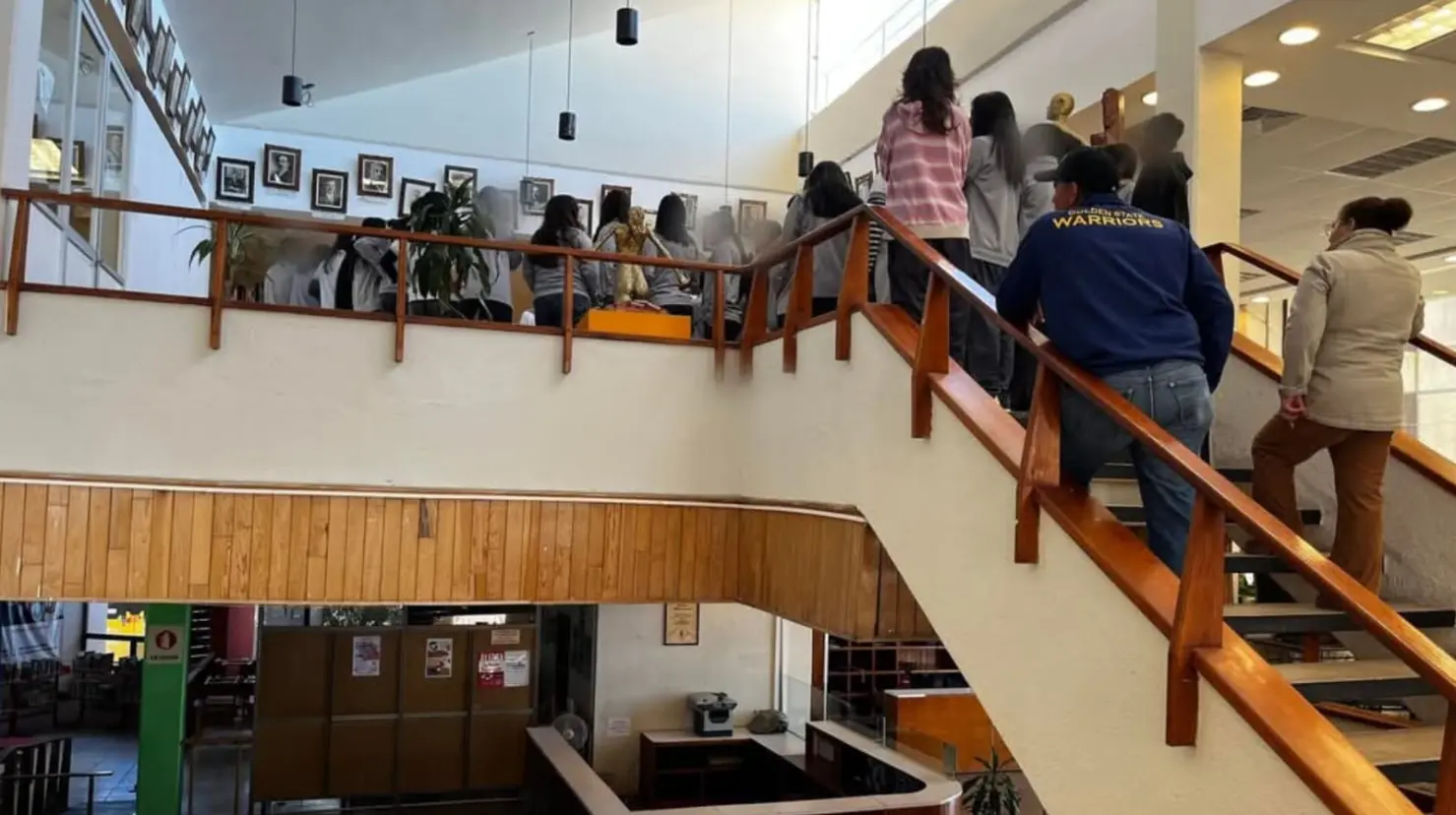 Foto: Facebook/ Biblioteca Central Publica del Estado de Durango. | Este es el cerro de Durango que posee una gran biblioteca y un teatro al aire libre.