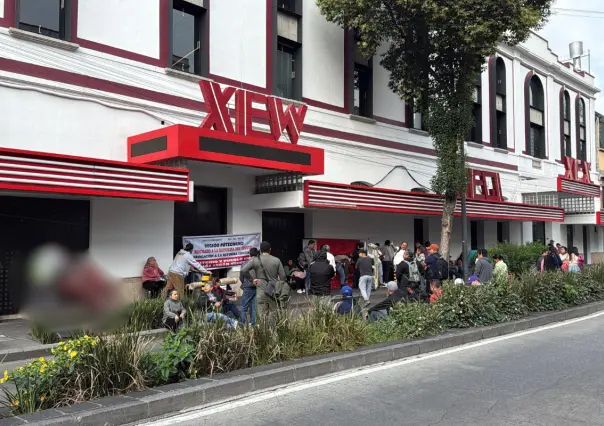 CNTE se moviliza simultáneamente a dependencias y televisoras de la CDMX