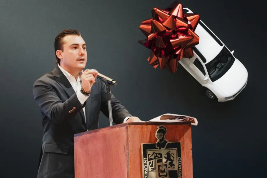 Manuel Guerra Cavazos lanza el Pa’l Profe Fest en García con rifa de auto