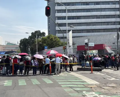 CNTE bloquea instituciones bancarias y oficinas del ISSSTE en CDMX
