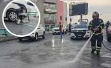 Automovilista choca en el segundo piso del Periférico en CDMX por derrame de aceite