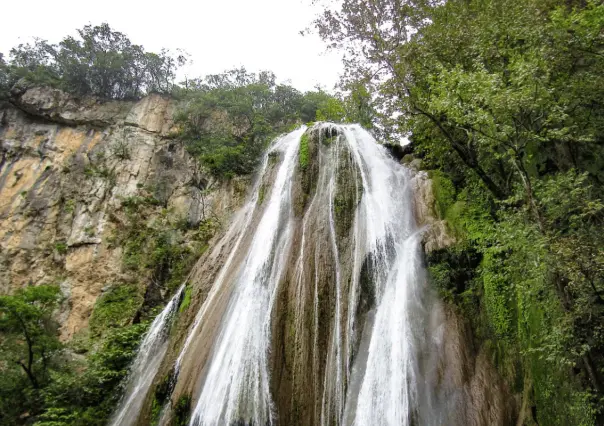 El municipio de Nuevo León que tiene una increíble cascada de 25 metros