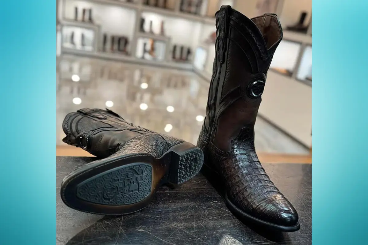 La Pulga Vaquera se ha consolidado como una de las tiendas más reconocidas en San Luis Potosí para adquirir botas vaqueras de calidad. Foto: La Pulga Vaquera