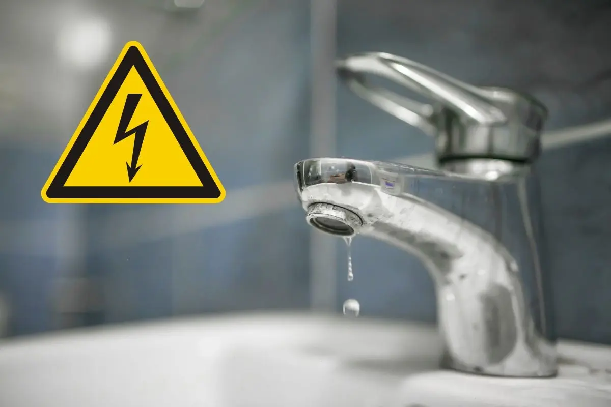 Servicios de Agua y Drenaje de Monterrey emitió un comunicado a través de sus redes sociales para informar sobre la falta de suministro de agua potable en múltiples colonias. Foto: CANVA
