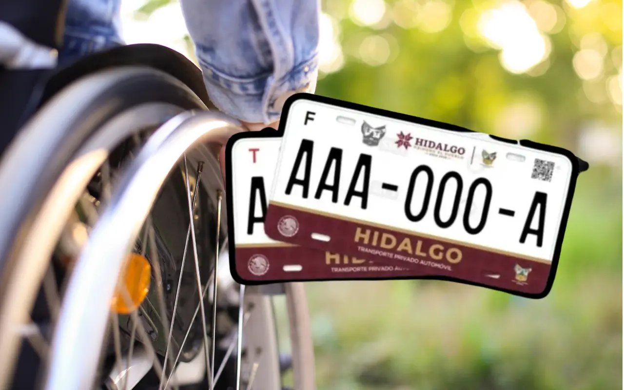 Persona en silla de ruedas y placas de Hidalgo. Foto: Canva / Gobierno de Hidalgo