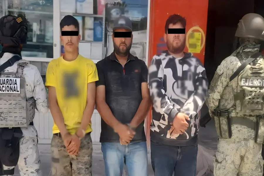 Ejército detiene en Durango a 3 hombres con granadas y armas largas