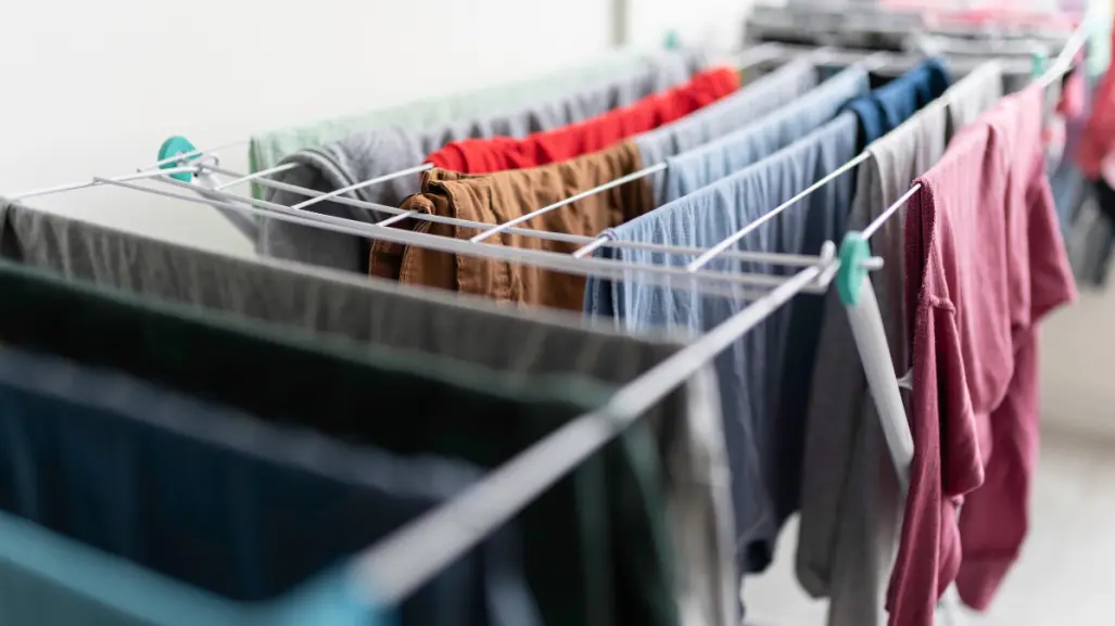 El infalible trucazo japonés para secar la ropa en días húmedos