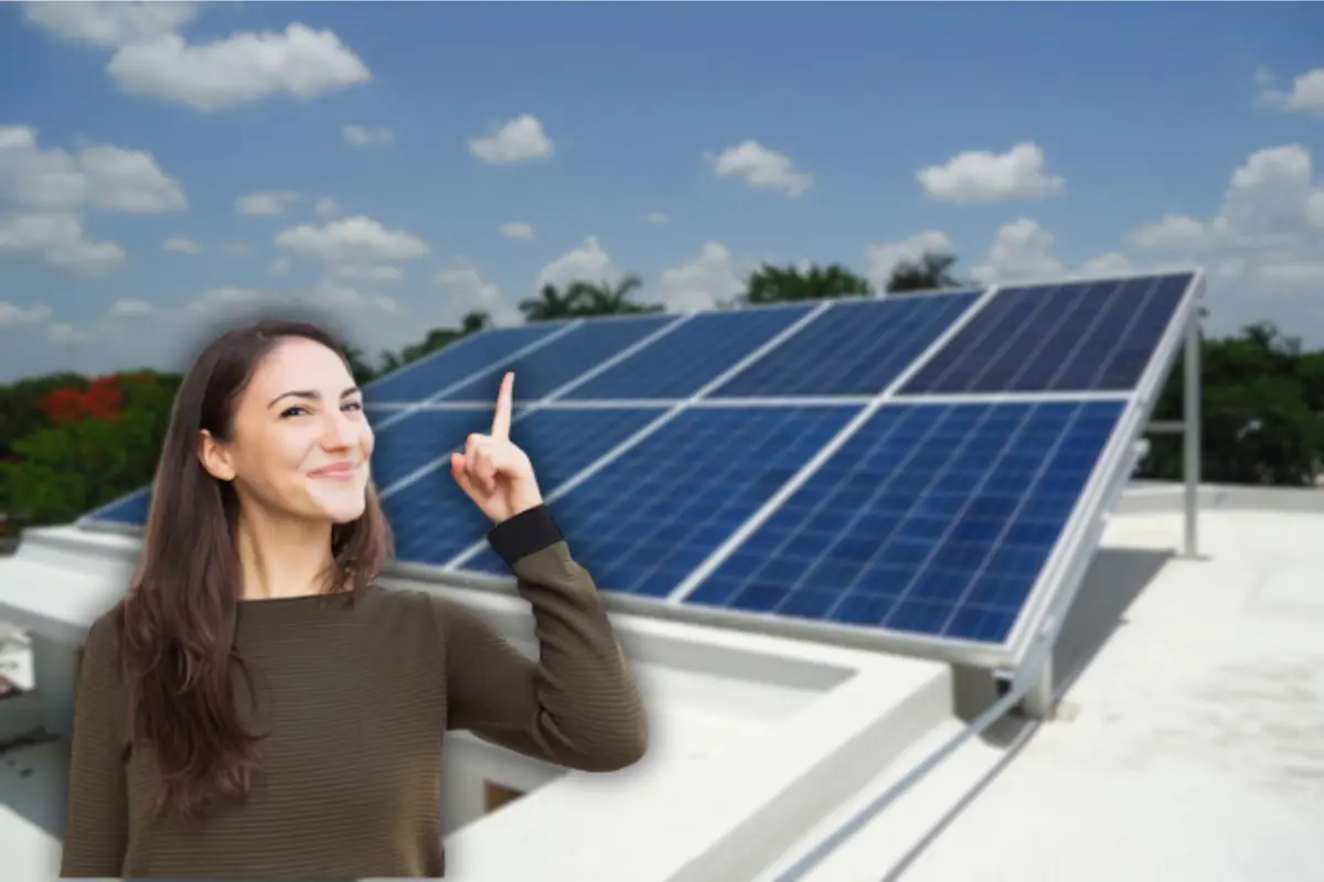 Cada vez más hogares voltean a ver a los paneles solares como una opción para ahorrar y hacer un uso más eficiente de la energía eléctrica. Foto: Carlos García