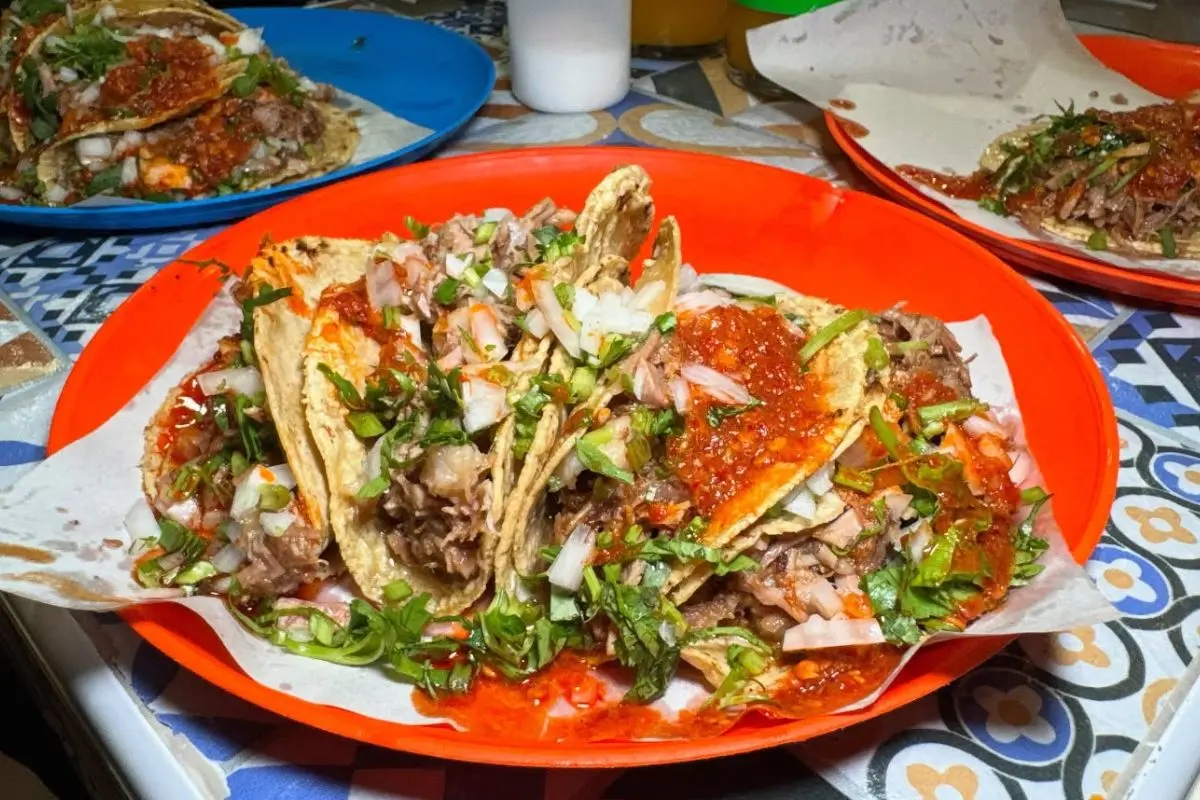 Tacos de suadero en CDMX. Foto: Facebook Un tragón suelto