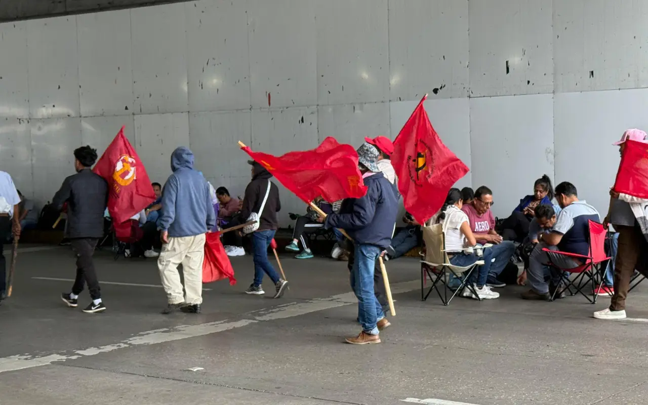Paro de la CNTE en Circuito Interior de la CDMX. Foto: Ramón Ramírez
