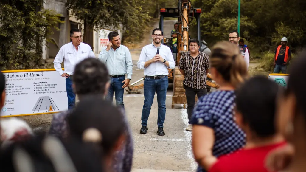 David de la Peña inicia obra para llevar agua potable a El Álamo
