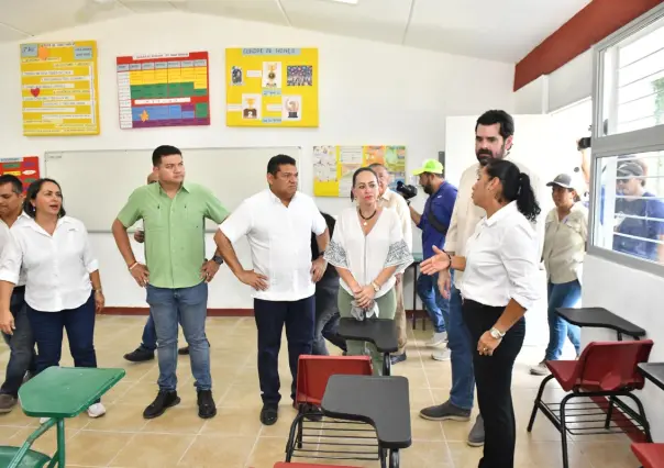 Escuelas de Tabasco continúan con clases pese a altas temperaturas