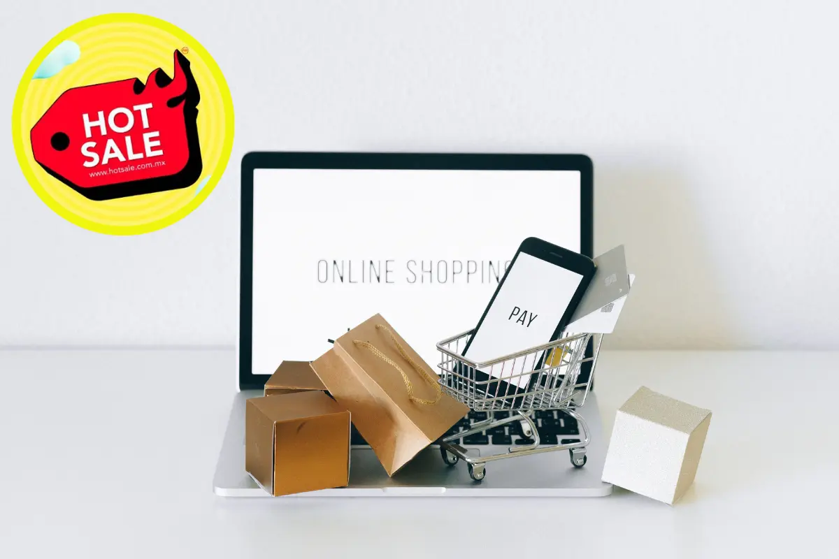 Las recomendaciones al comprar en línea es verificar que sea una plataforma verificada y segura. Foto: Canva | Hot Sale