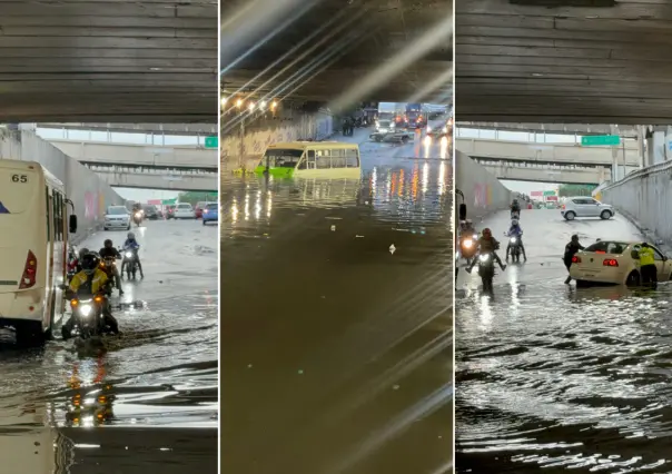 Inundación en puente vehicular de CDMX deja autos bajo el agua; policías realizan rescate heroico