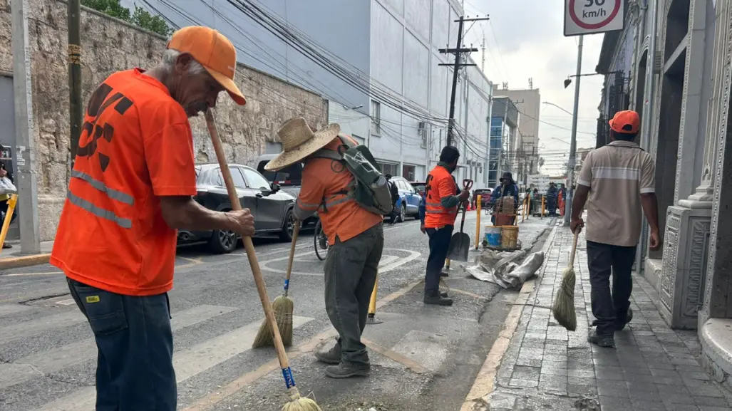 Monterrey atiende llamado de limpieza hecho por estudiantes de UMM