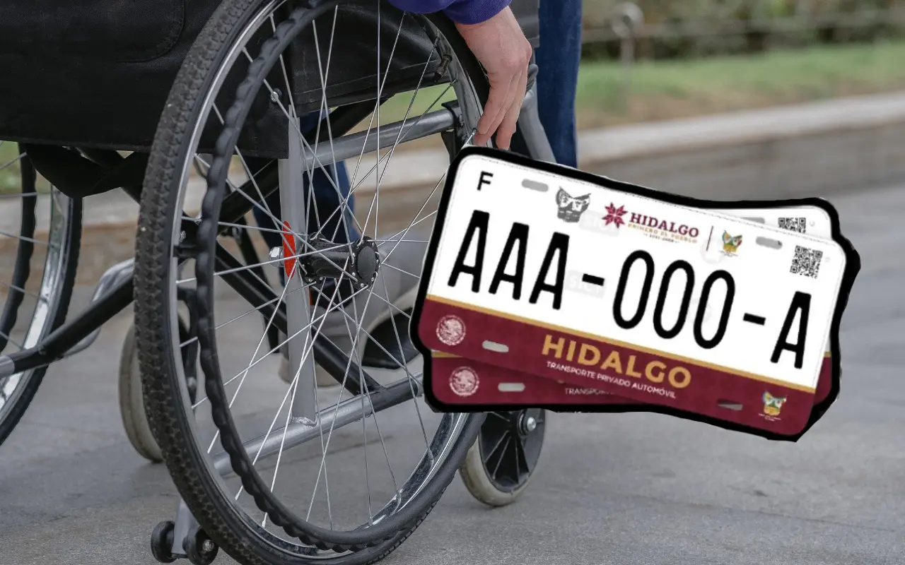Persona en silla de ruedas y placas de Hidalgo. Foto: Canva / Gobierno de Hidalgo
