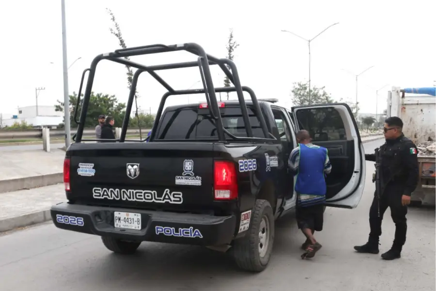 San Nicolás detiene a 16 infractores por tirar basura en vía pública, conoce cuál es la multa