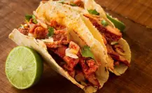 “Taquito Solidario” en Edomex: tacos al pastor que salvan vidas a niños con cáncer