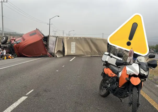 ¿Vas a Nuevo León? Cierran la carretera Saltillo - Monterrey por accidente