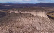 El cerro de Durango que parece una fortaleza hecha por el hombre por su caprichosa forma