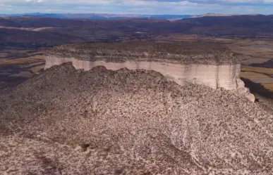 El cerro de Durango que parece una fortaleza hecha por el hombre por su caprichosa forma