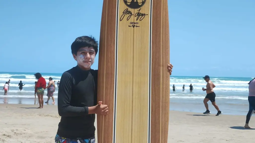 Joven surfista de Altamira representará a Tamaulipas a nivel nacional