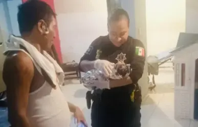 Policías de la Proxpol de Escobedo ayudan en nacimiento de bebé