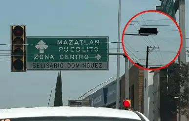 Los semáforos de Durango cuya luz roja es casi invisible