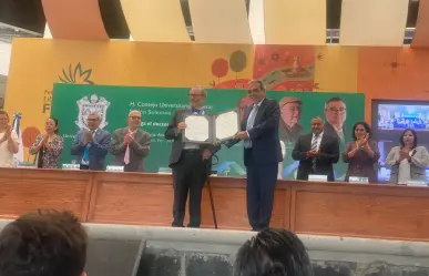 UV reconoce a especialistas en sociología cultural y la educación para la sustentabilidad