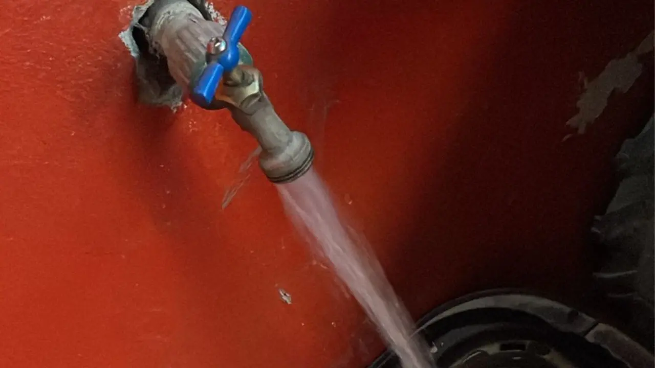 Con las altas temperaturas aumenta la demanda de agua potable. Foto: Especial.