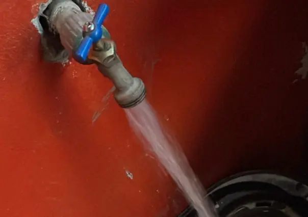 ¿Afecta a vecinos que pipas llenen sus tanques en pozos de colonias? Esto dice AMD