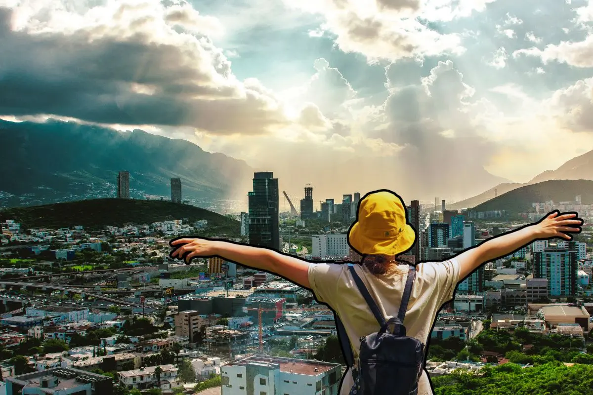 Aunque la calidad del aire en Nuevo León ha mejorado, es fundamental seguir recomendaciones para evitar accidentes Foto: Canva