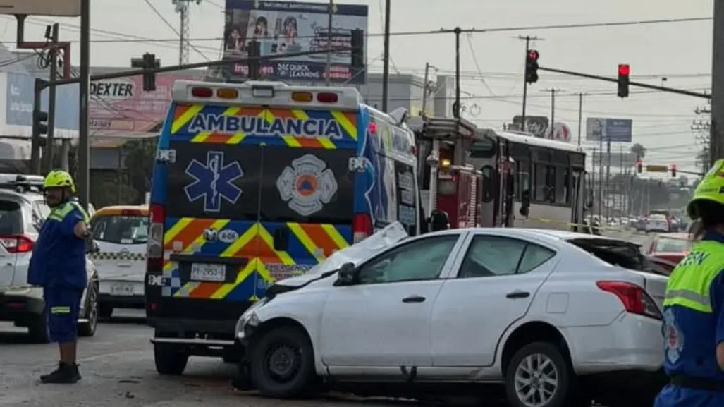 Hombre pierde la vida en fuerte choque en San Nicolás de los Garza