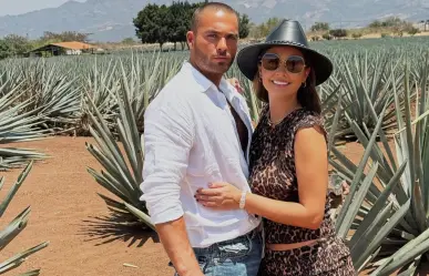 Claudia Martín y Carlos Said anuncian compromiso