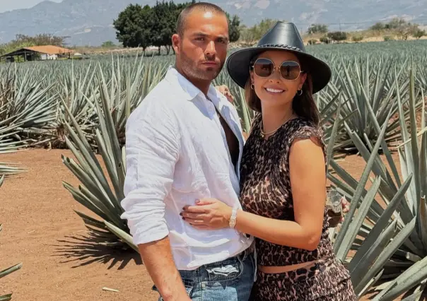 Claudia Martín y Carlos Said anuncian compromiso