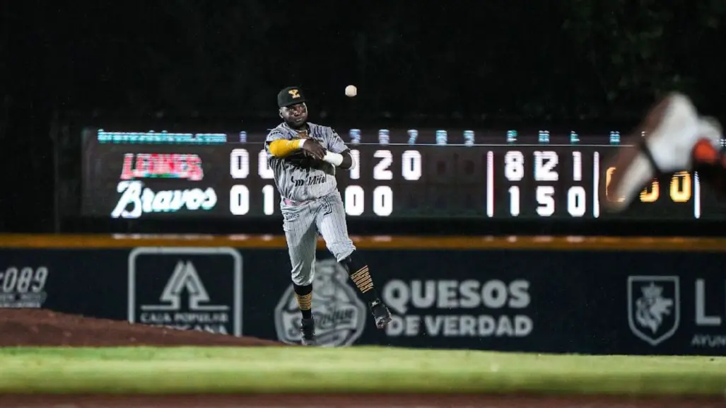 ¡A la Brava! Increíble voltereta para que Bravos de León venza a Leones de Yucatán