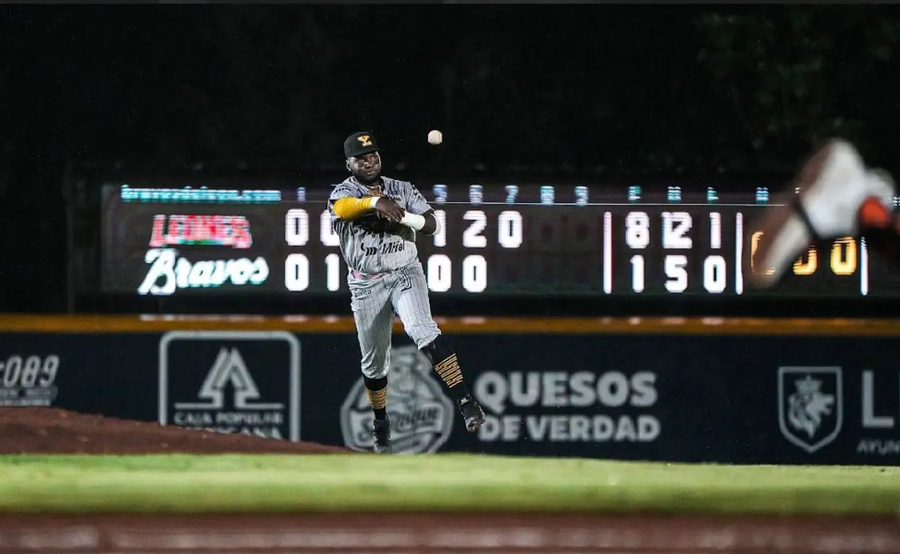 ¿Cuál fue el duelo monticular del juego? Foto: Alejandro Zapata