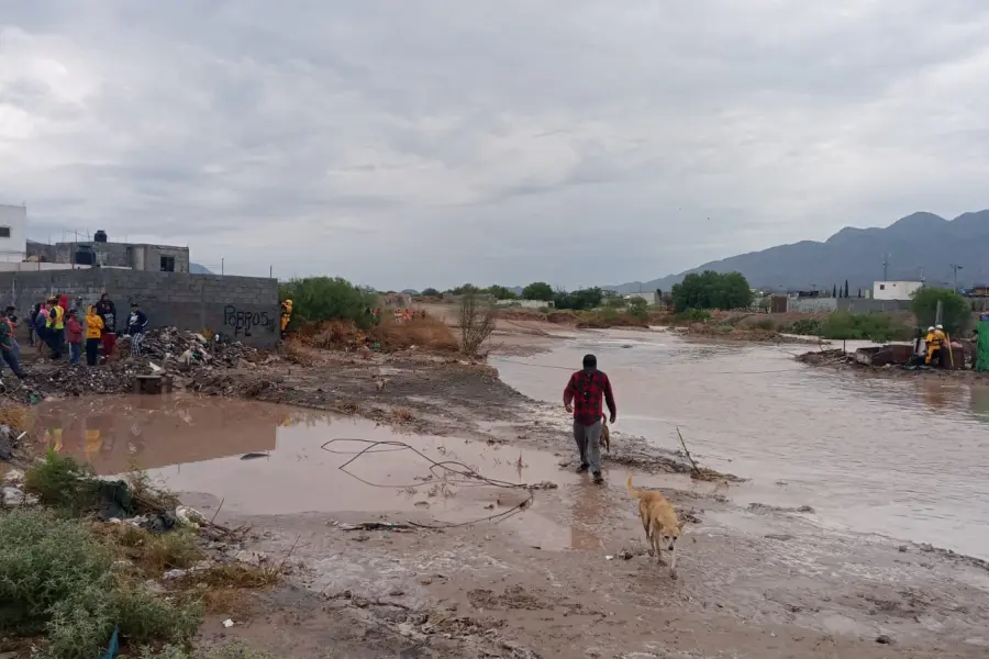 Activan operativo de emergencia en Saltillo por intensas lluvias