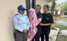 Policías de Monterrey localizan a bebé que se llevan por descuido en taxi de aplicación
