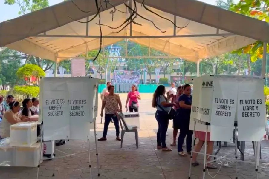 Alta participación ciudadana en casilla especial de Palenque, Chiapas, en la elección del Poder Judicial