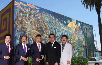 Los Tigres del Norte y el mural de Paul J. Botello: puritito arte mexicano al estilo de los grandes muralistas