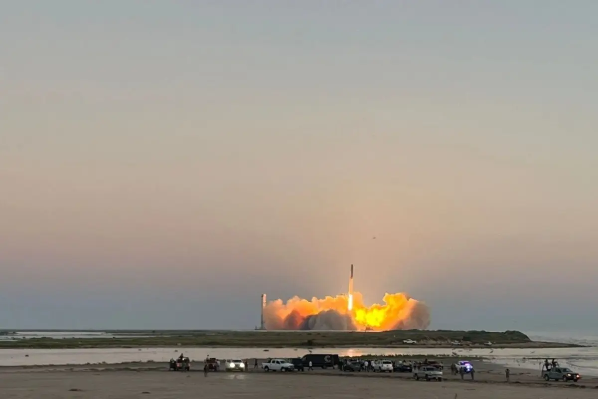 Lo ocurrido en Playa Bagdad no solo abre una conversación sobre la basura espacial, sino sobre los vacíos legales y diplomáticos que aún existen ante un fenómeno con implicaciones globales. Foto: Ayuntamiento de Matamoros