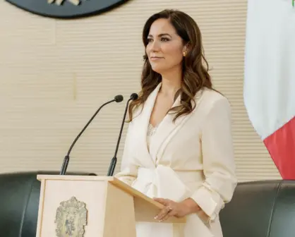 Vota la gobernadora Libia Denisse García en León, Guanajuato