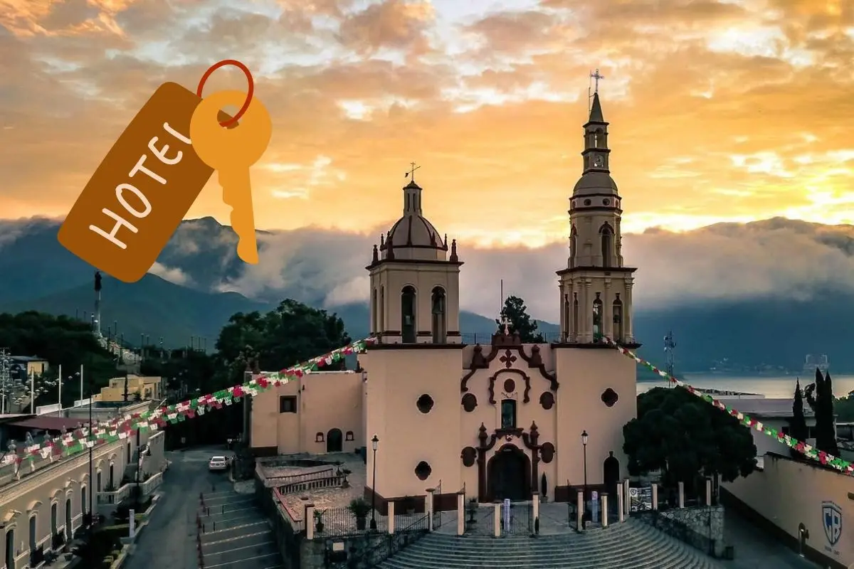 Hospedarse en hoteles cercanos al Pueblo Mágico de Santiago, Nuevo León, ofrece ventajas que combinan el contacto con la naturaleza, el confort y la posibilidad de vivir experiencias únicas. Foto: Gobierno de Santiago, N.L. / CANVA