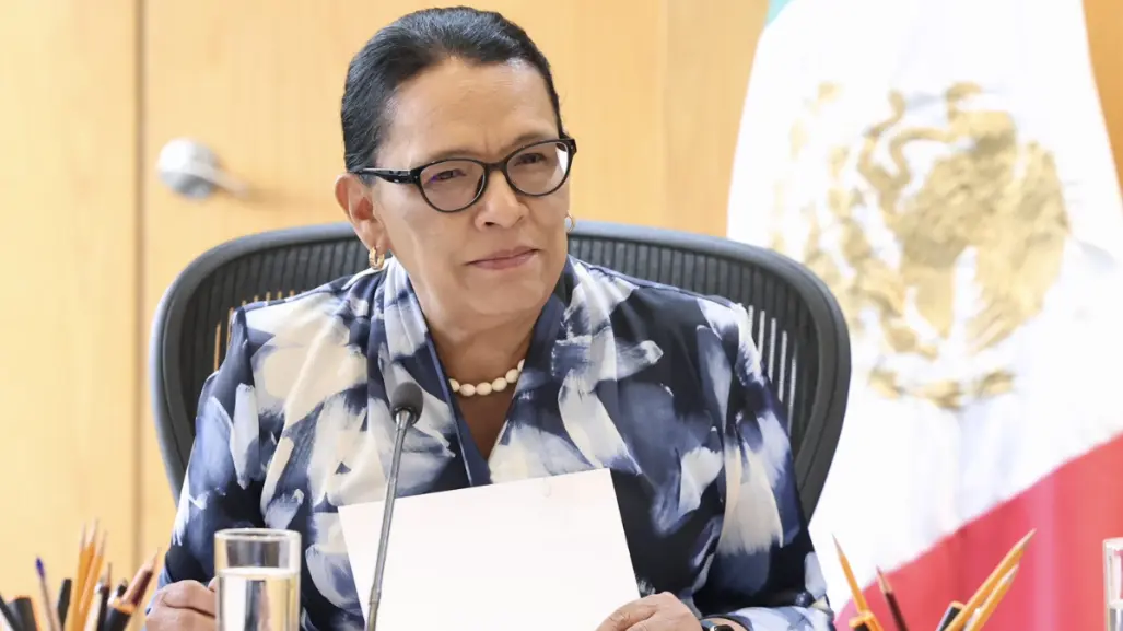 Secretaria de Gobernación acude a votar en la Elección del Poder Judicial