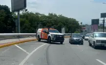 Volcadura de tráiler de cerveza en Guadalupe detiene el tráfico pero no hubo rapiña